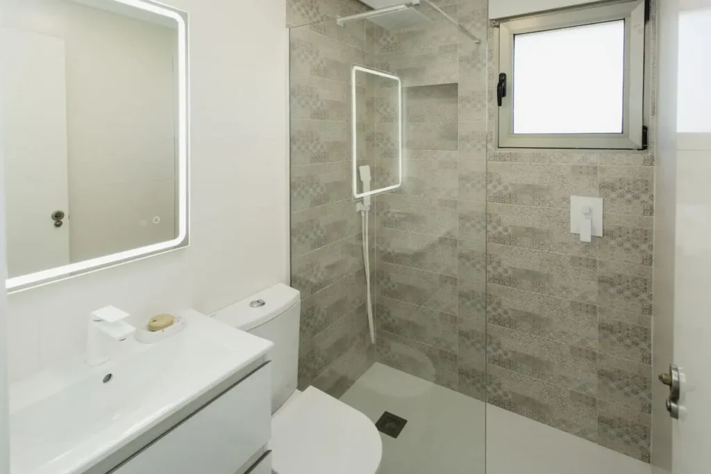 Expertos en Reformas de Baños en el Centro de Dénia